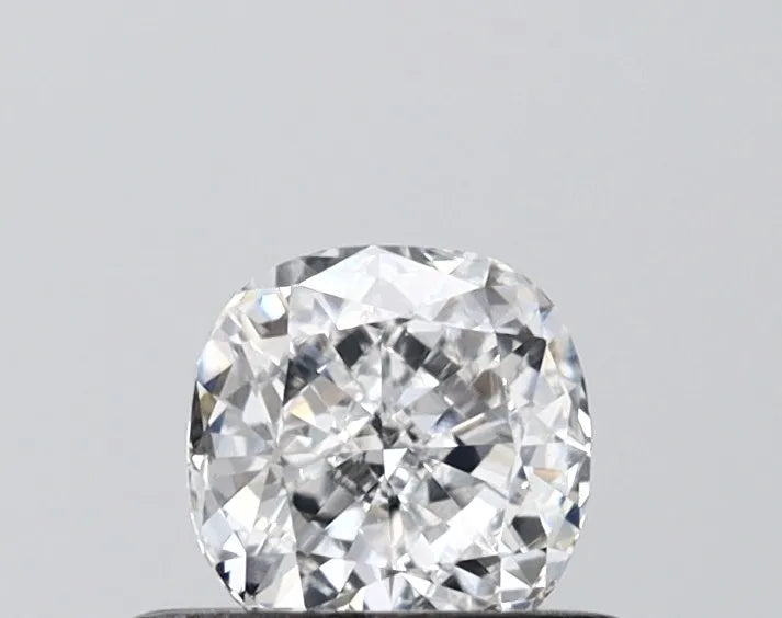 0.51ct Cushion modified Lab Grown Diamond (Colour D, Clarity VVS2, IGI Certified)