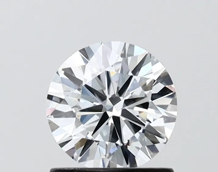 0.90ct Round Lab Grown Diamond (Colour G, Clarity VVS2, Cut VG, IGI Certified)