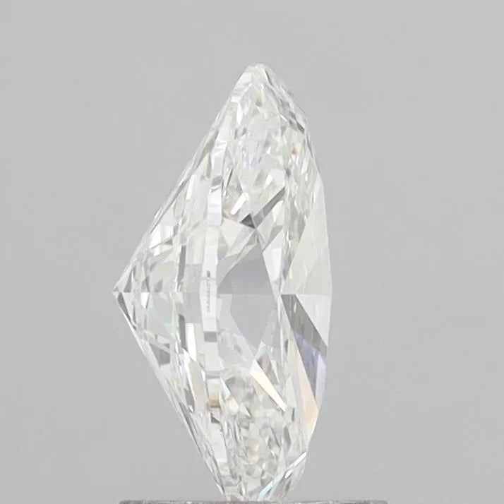 2.08ct Oval Lab Grown Diamond (Colour E, Clarity VVS2, IGI Certified)