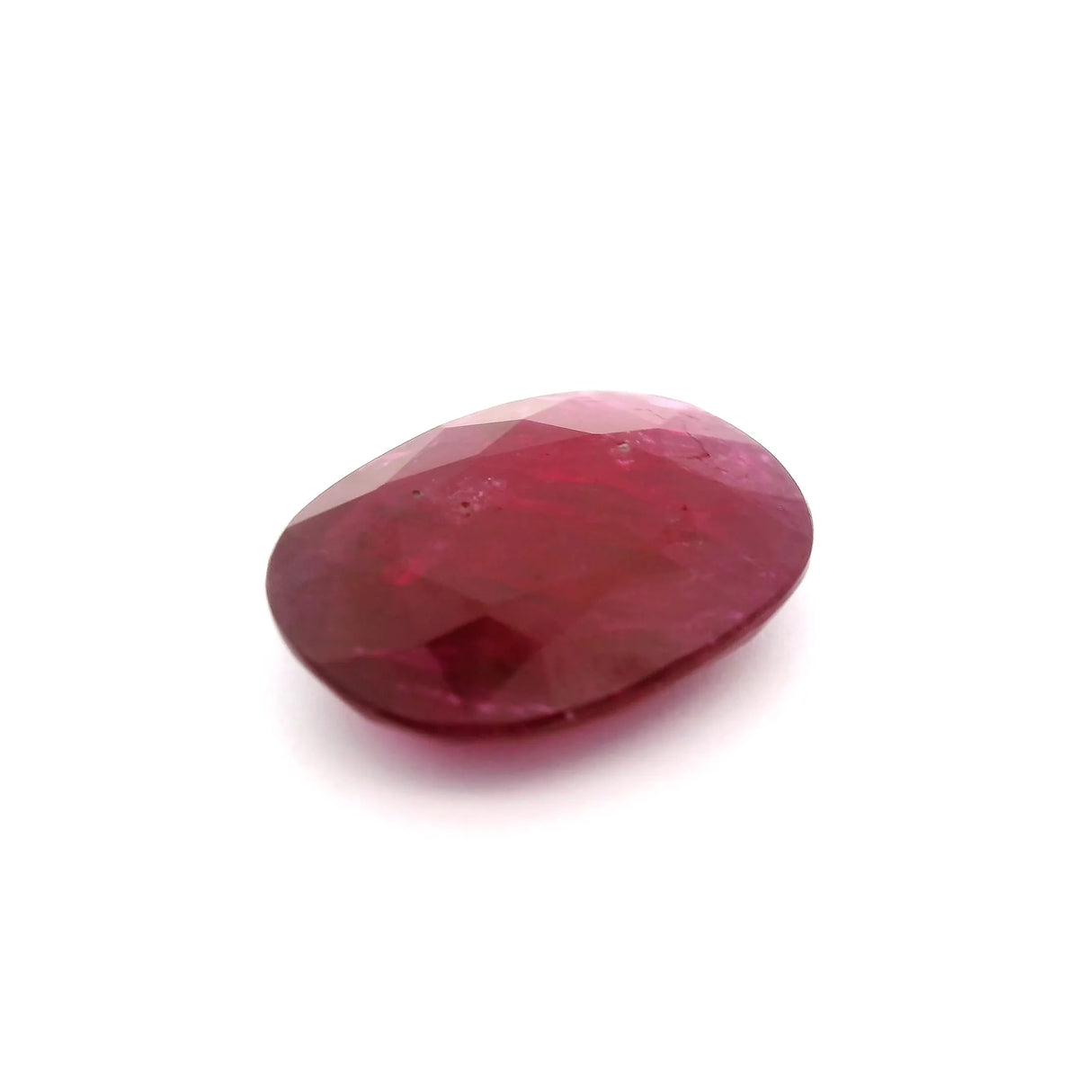 5.53ct Oval Natural Ruby (Colour Red, Clarity Slightly Included, Cut Faceted)