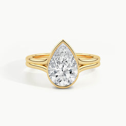 Yellow Gold, Pear, down view