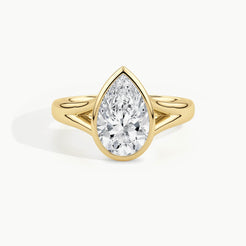 Yellow Gold, Pear, down view