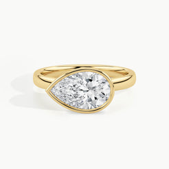 Yellow Gold, Pear, down view